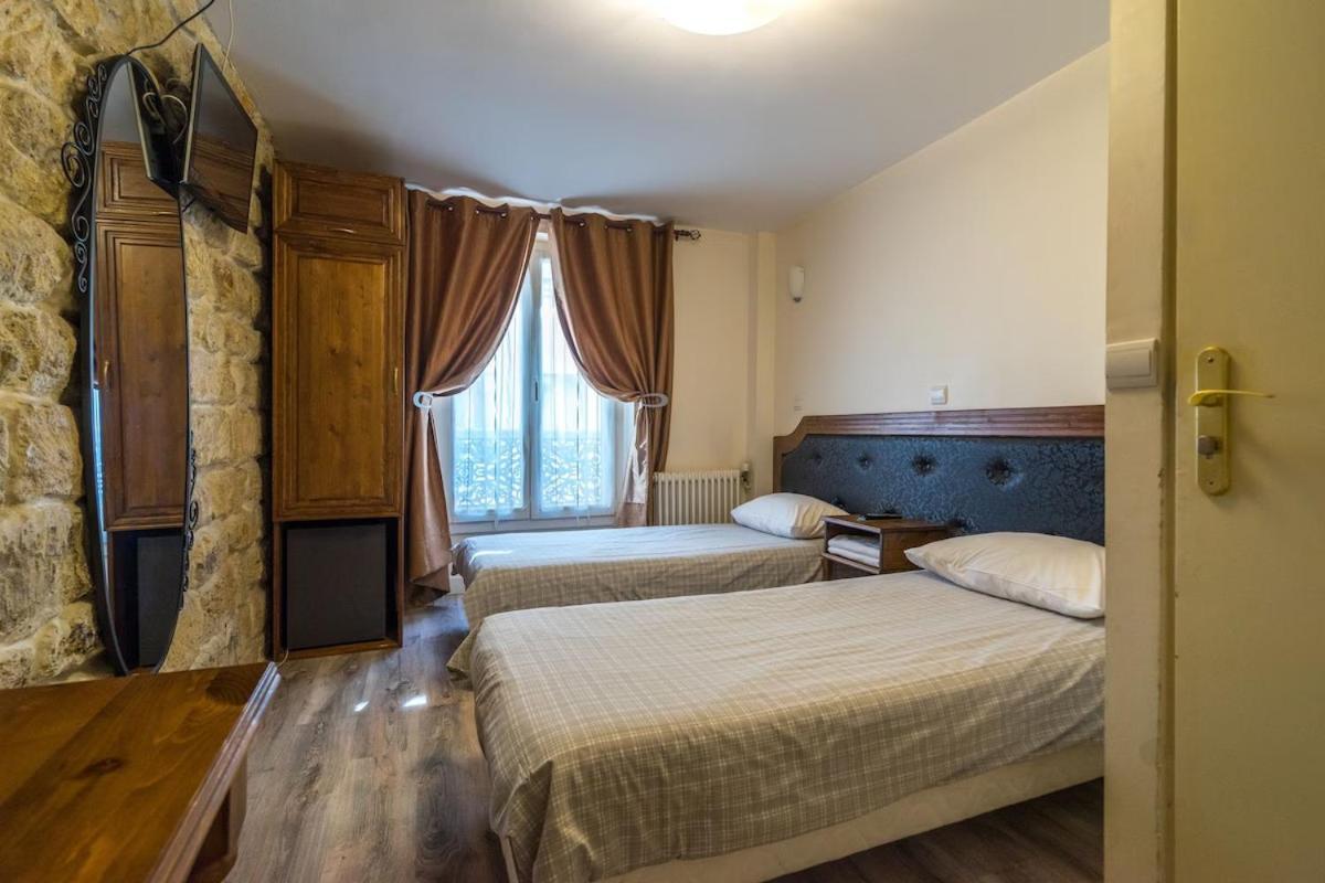 Hotel Clermont Montmartre ปารีส ภายนอก รูปภาพ
